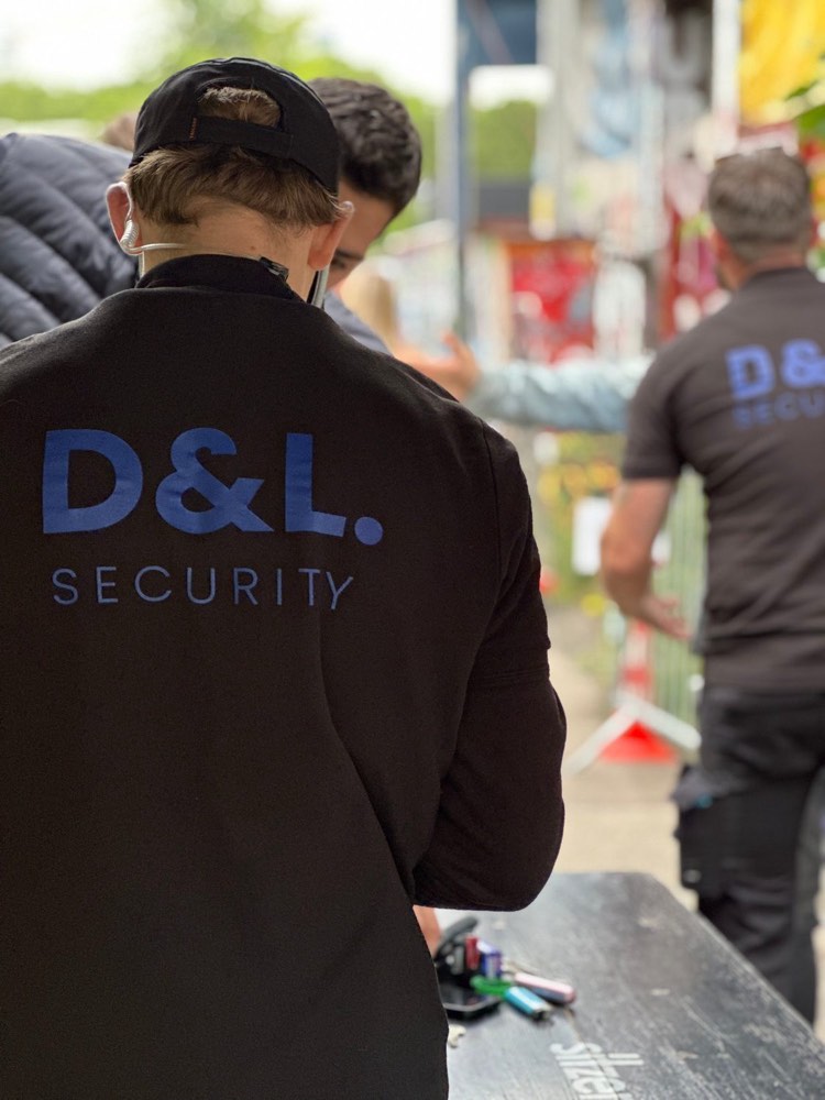 Toegangscontrole bij een evenement door D&L Security Services